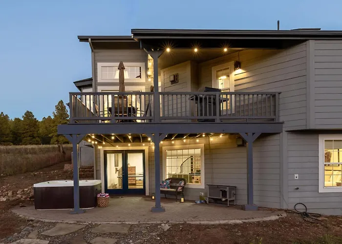Sparrow Nest Hideaway 5Br Home With Hot Tub