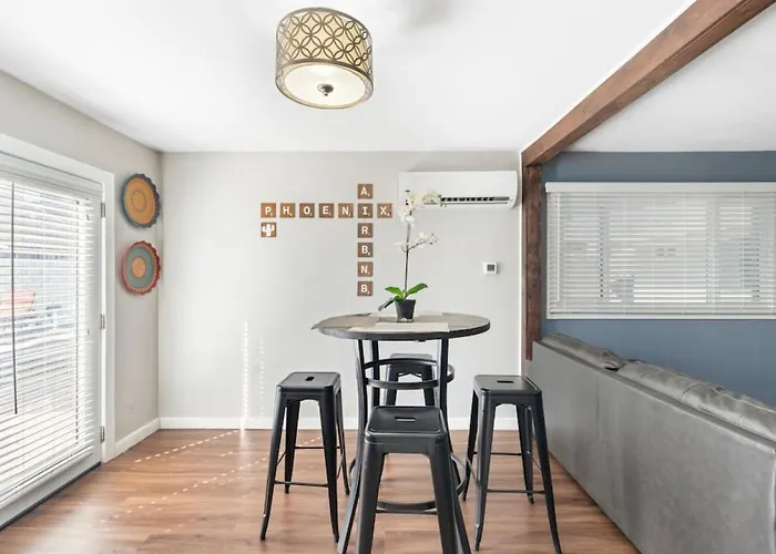 Central Phoenix Casita Unit C