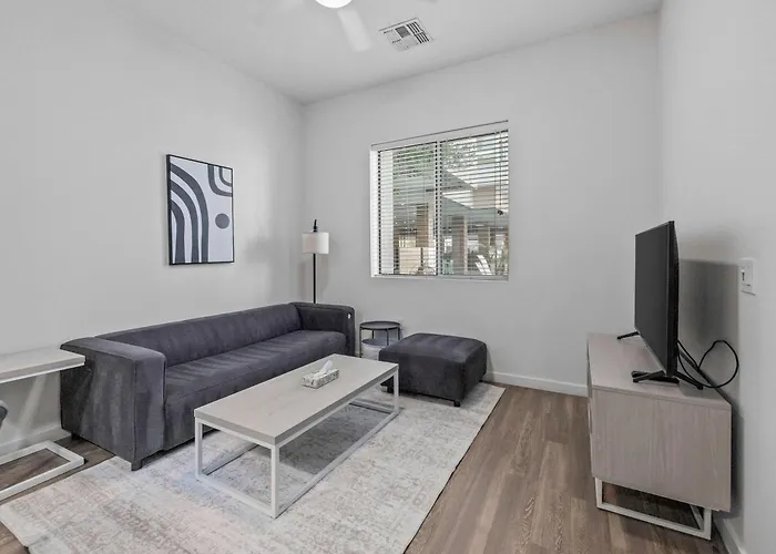 Boulevard Stays Modern Tempe 1Br Asu Pool Gym 03