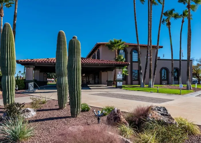 Voyager Resort Inn