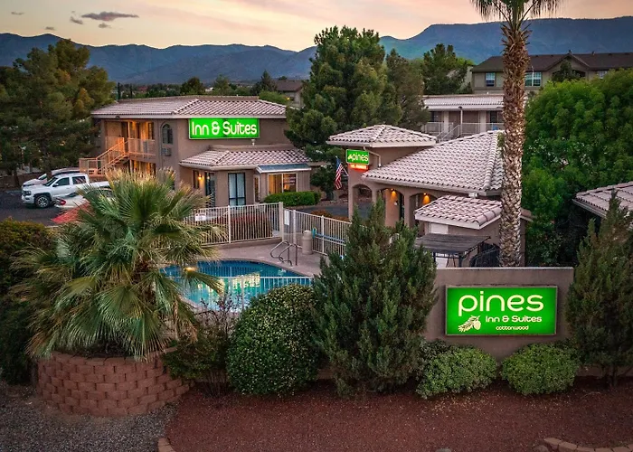 Pines Inn&Suites