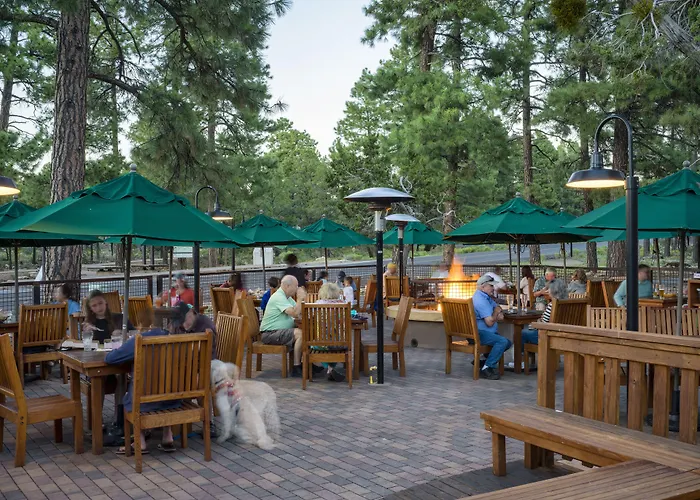 Yavapai Lodge