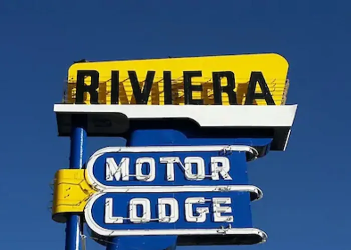 Riviera Motor Lodge