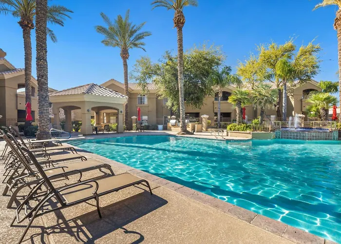 Resort Style Condo In Scottsdale