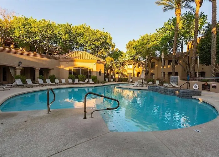 Resort-Style 1Br - Walkable - Putting Green - Pool