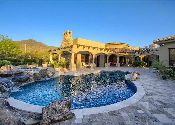 Romantic 4Br Hacienda With Pool, Spa And Close To Town