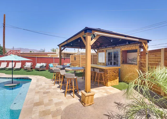 2 Mi To Lake Havasu: Home W/ Patio & Pool