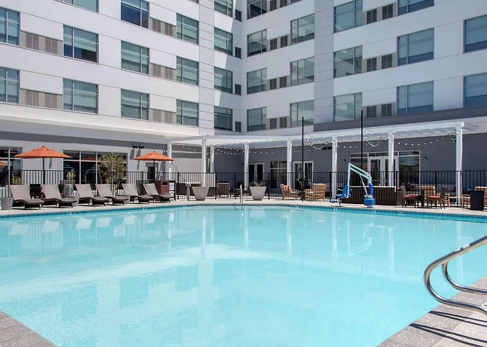 Cambria Hotel Phoenix Chandler - Fashion Center