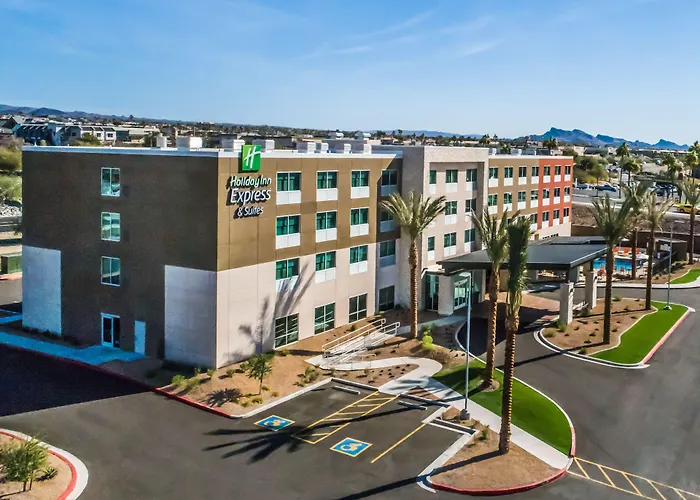 Holiday Inn Express & Suites Lake Havasu - London Bridge By Ihg