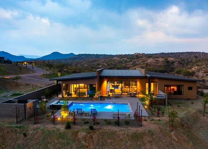 Paradise Canyon-Private Event Venue-Estate 1&2