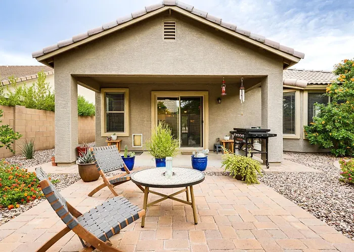 Pool Access! Suburban Home 11 Mi To Dtwn Gilbert