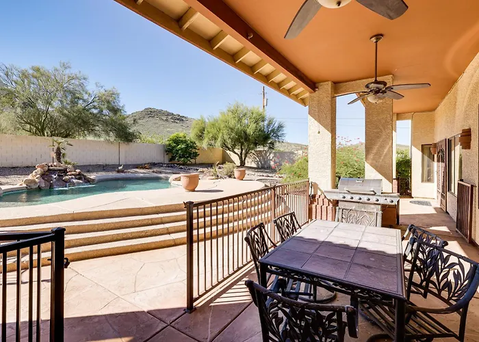 Groups Welcome! Home W/ Pool + Patio In N Phoenix