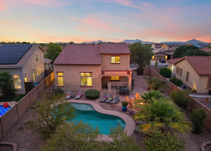 Mountain View Retreat Pool, Firepit Pool Table Fun