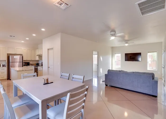 Desert Escape Near Lake Havasu & London Bridge!