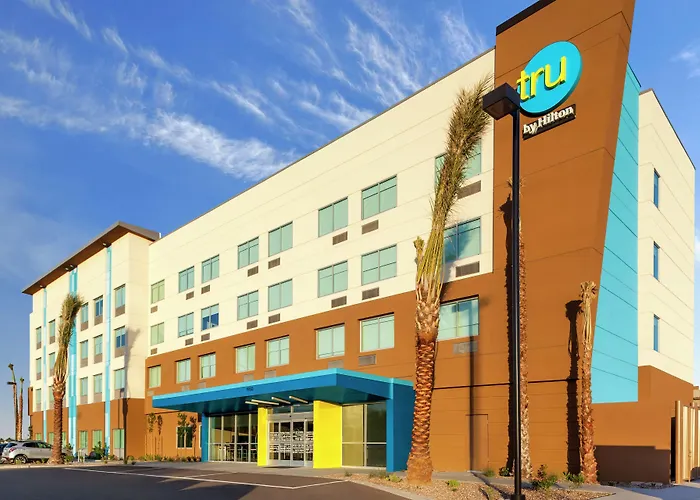 Tru By Hilton Gilbert