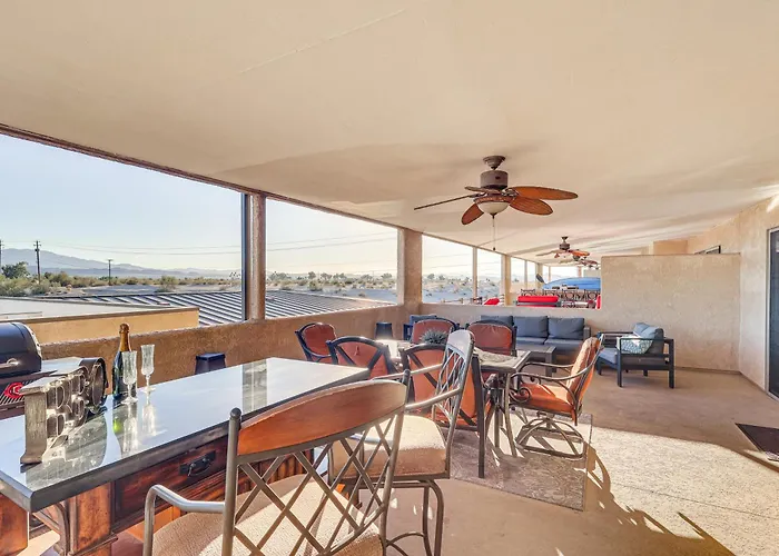 Walkable Waterfront Oasis W/ London Bridge Views!