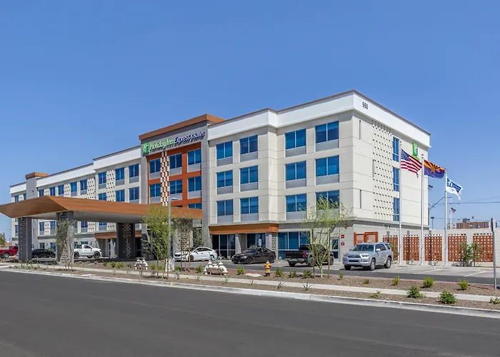 Holiday Inn Express & Suites - Phoenix Dwtn - State Capitol By Ihg