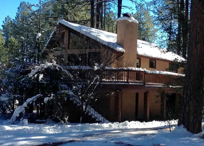 Cabin Getaway Near To Pine, Arizona That Is Perfect For A Family Vacation
