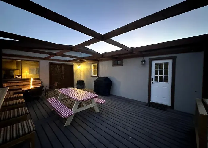 Cozy Creekside Cottage With Deck And Fire Pit In Camp Verde, Arizona