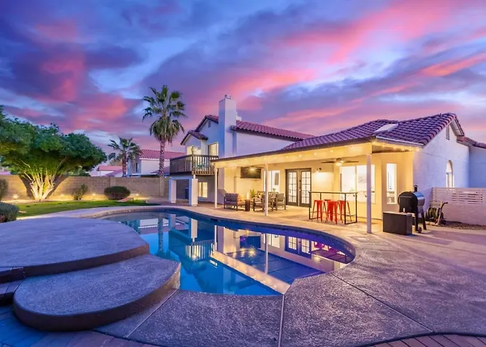 Modern Mesa Oasis With Free Heated Pool