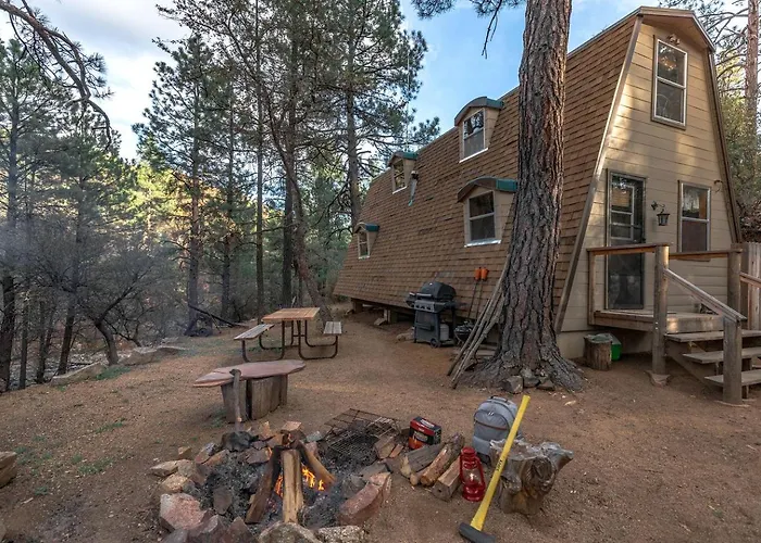 Cozy Rustic Cabin In The Prescott National Forest Near Lynx Lake In Prescott, Arizona
