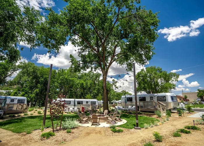 Renovated Airstream Near Whiskey Row In Downtown Prescott, Arizona