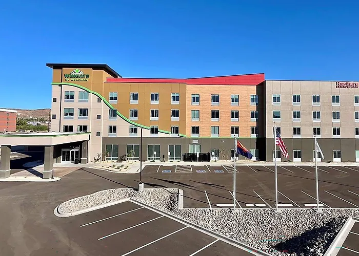 Hawthorn Extended Stay By Wyndham Kingman