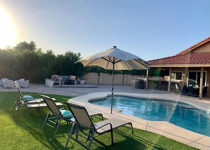 Pool Paradise Central Loc!