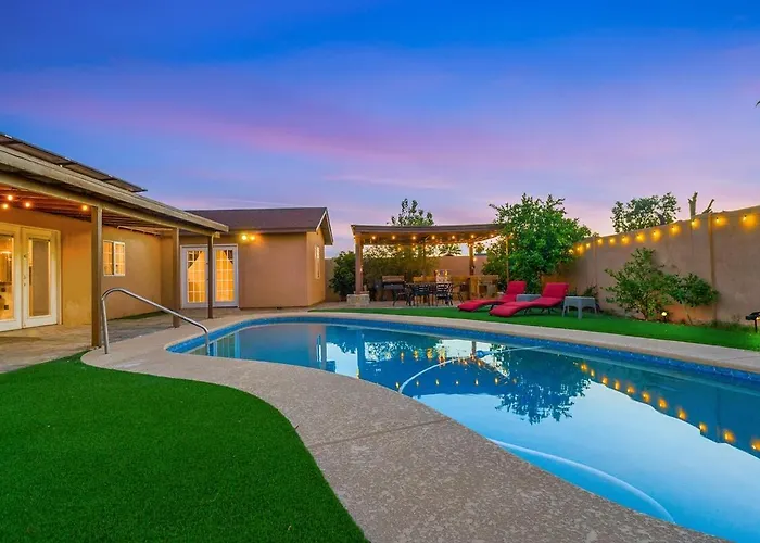 4Br Home In Phoenix