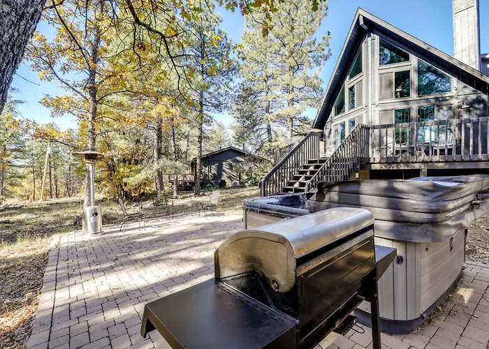 Family Getaway W/ Hot Tub! 20 Mi To Flagstaff