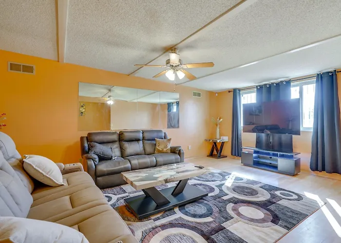 7 Mi To Saguaro Nat'L Park: Tucson Home W/ Yard