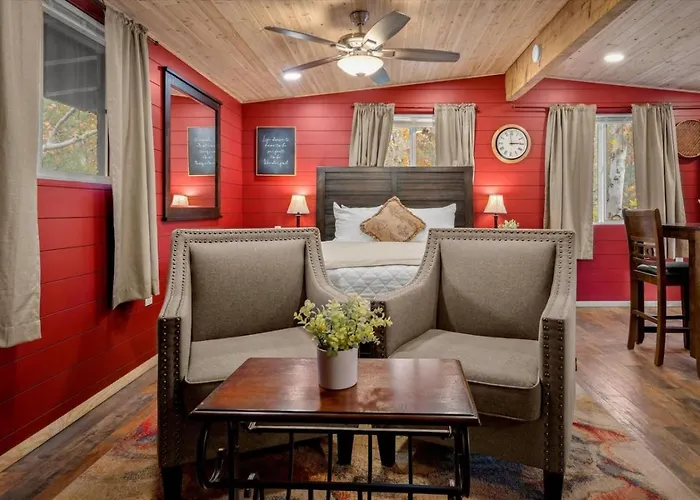 19 Creekside Retreat