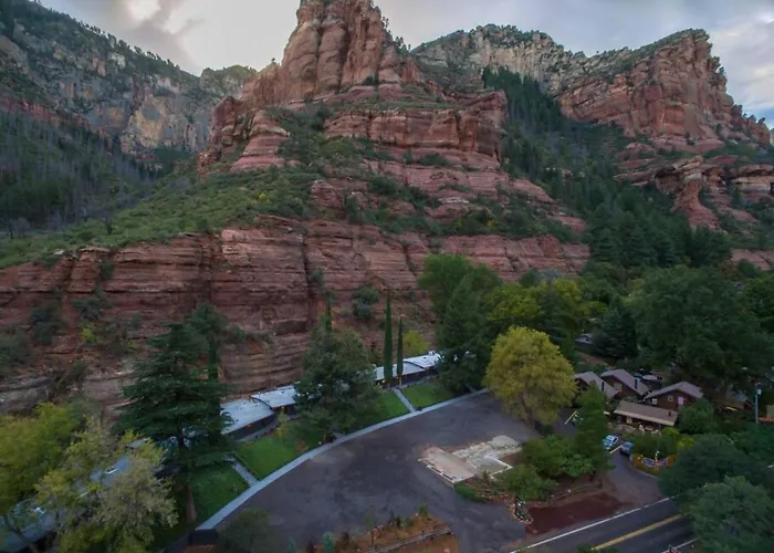Unit 1 - Slide Rock Lodge