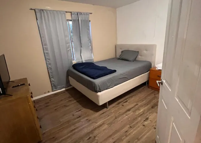 West Phoenix Value Room 1 Bennet
