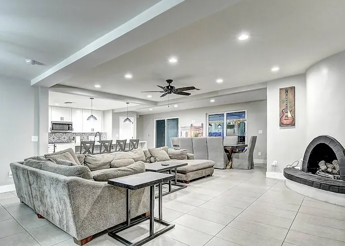 Scottsdalestays 9Bdm Multimillion-Pool-Sportscourt