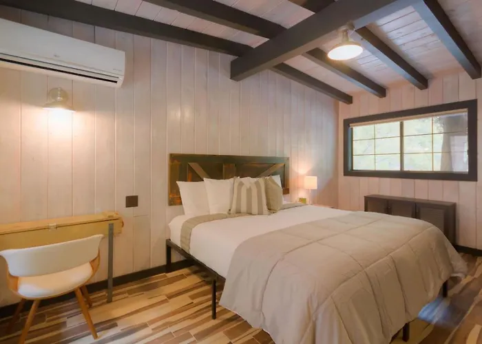 Unit 8 - Slide Rock Lodge