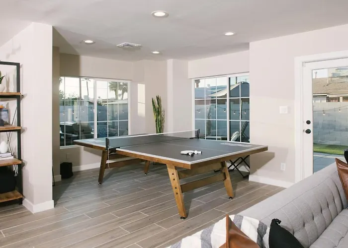 Pure Elegance In Old Town Scottsdale - Pool, Hot Tub, Fire Pit & Ping-Pong