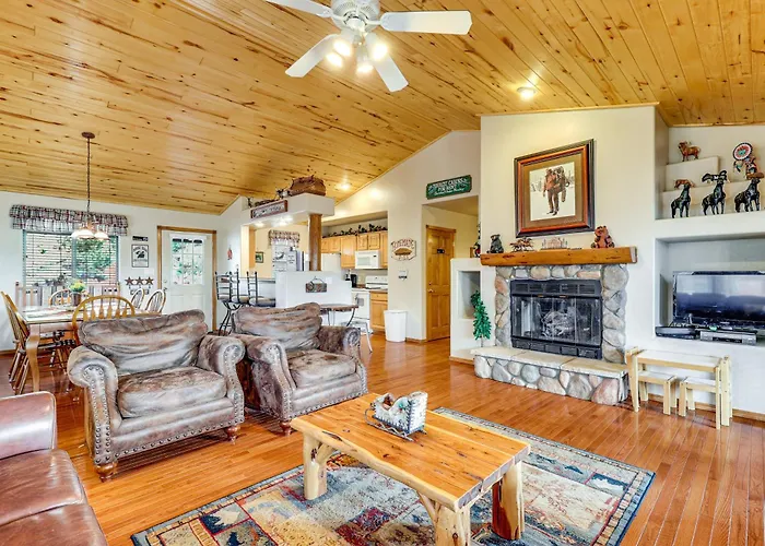 Hike, Fish & Enjoy Pond On-Site: Bison Ranch Cabin