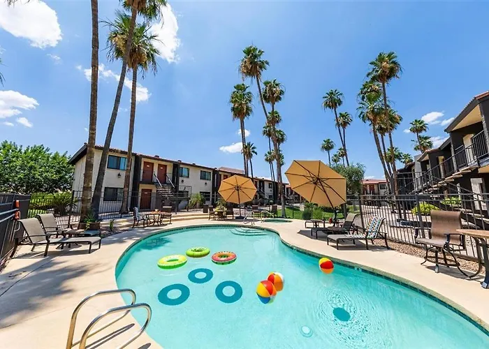 243-Fully Furnished 1Br Suite-Pet Friendly