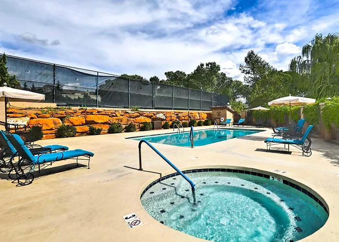 Mtn Views + Hot Tub Access: Sedona Golf Retreat!