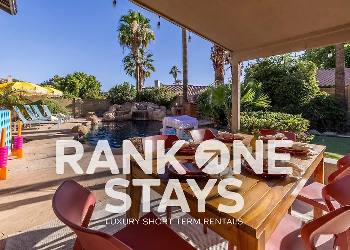 Scottsdale Lagoon With Pool Movie Theater Heated Pool Game Room Golf