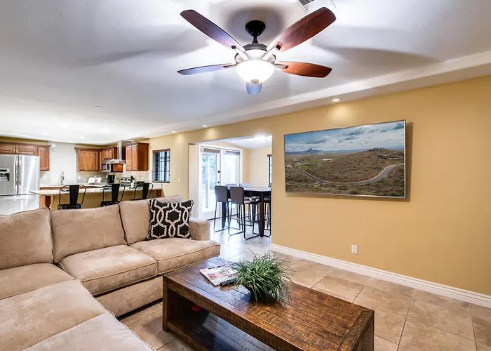Large 4Br Pool Home Near Old Town Asu Baseball