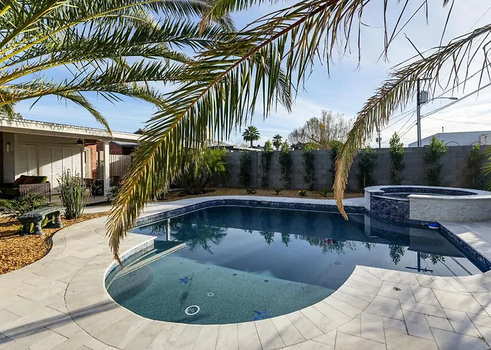 Shop, Swim & Explore: Updated Phoenix Home!