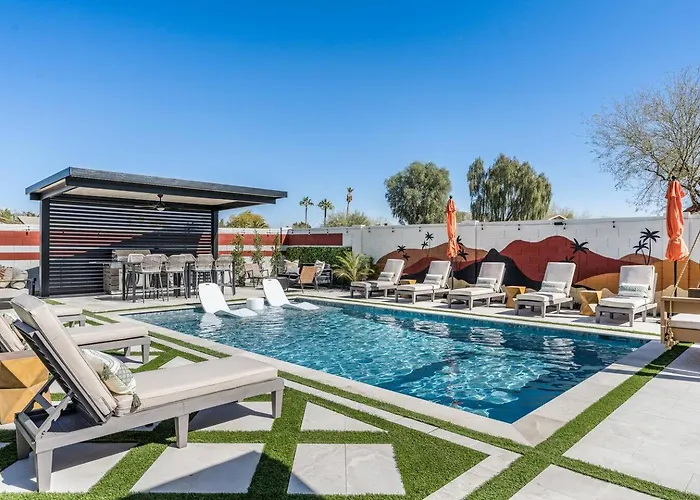 7Br Lux Pool & Pickleball Oasis W/Speakeasy