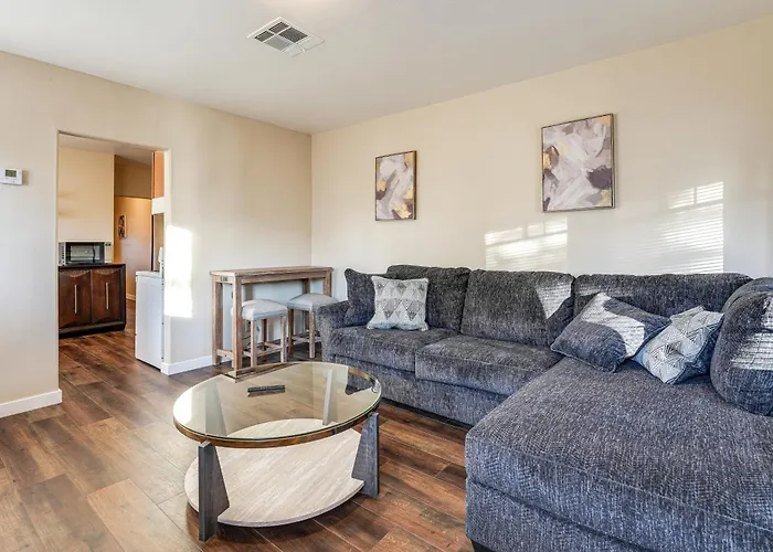1 Mi To Dtwn, Chase Field! Getaway Near Light Rail