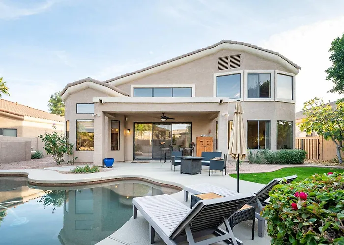 Relaxing 4Br House With Pool Near Golf Club & Lake