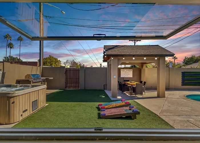 Minutes To Old Town 4Bdr/3Ba Sports Bar Game Room!