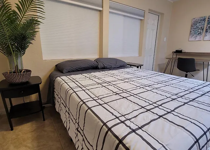 Comfy Quiet Studio