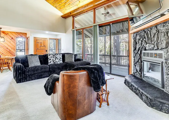 1 Mi To Golf Course: Wfh-Friendly Pinetop Retreat
