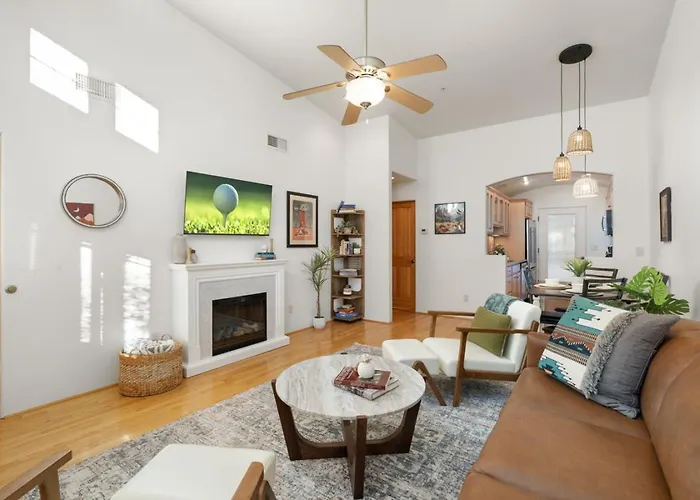 2Br Uptown Sedona Gem With Ev Charger